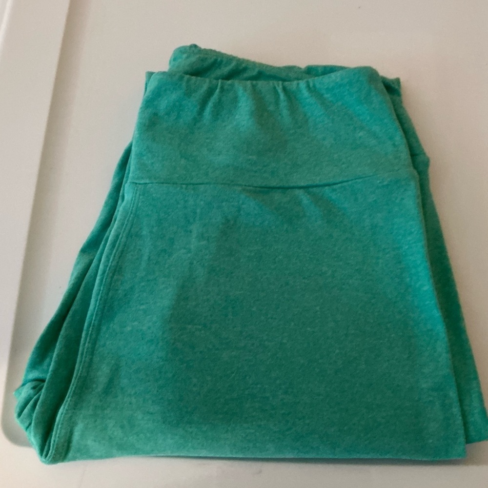 Lularoe New Heathered Green Soft OS Leggings
